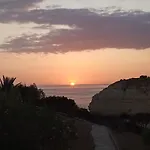 Mar-colina-sol * Carvoeiro (Lagoa)