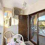 Mar-colina-sol Daire